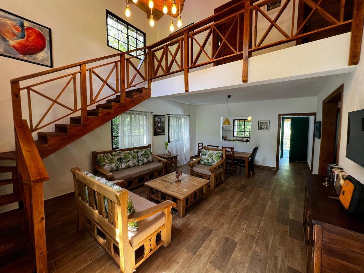 Jarabacoa Villas With Private Pool And Parking Exteriör bild